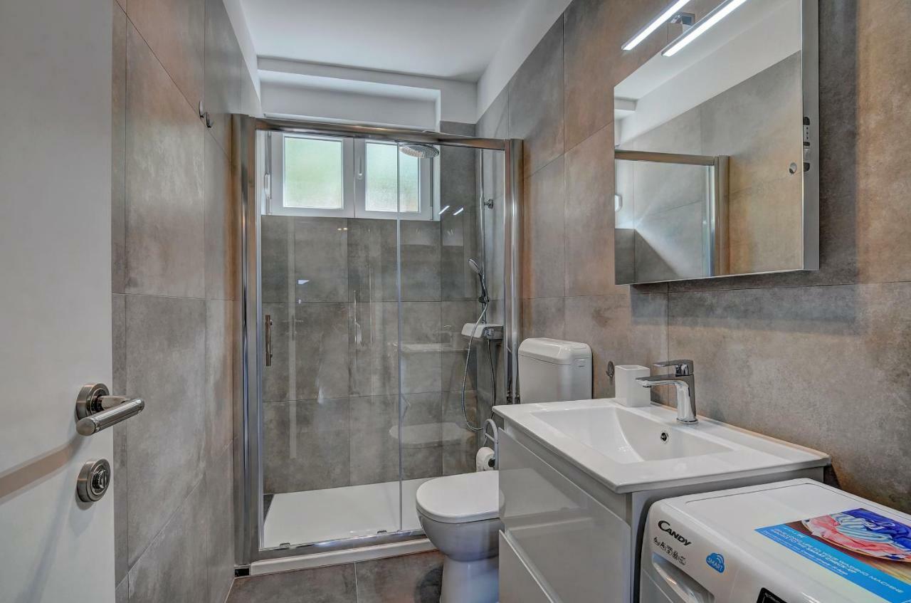 Apartman D Pula Luaran gambar